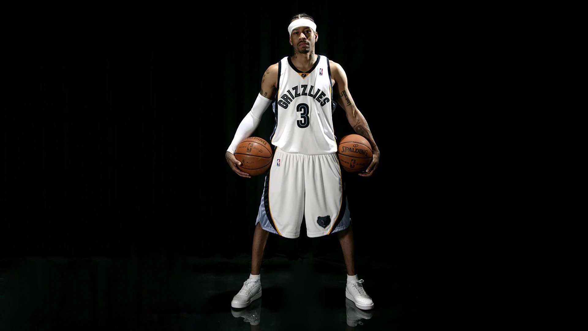 浓眉连续封盖主帅赛后高度评价其防守，浓眉几次最佳防守球员